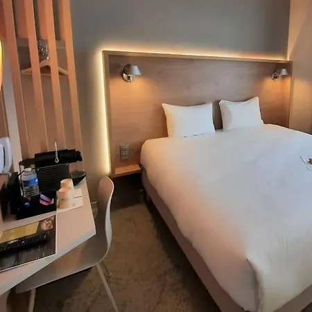 Campanile Centre Gare Hotel 3*