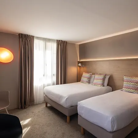 Campanile Prime - Caen Centre Gare Отель