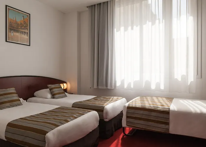 Campanile Prime - Caen Centre Gare 3* Кан