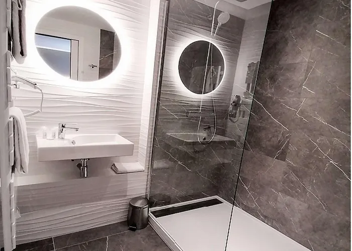 מלון Campanile Centre Gare