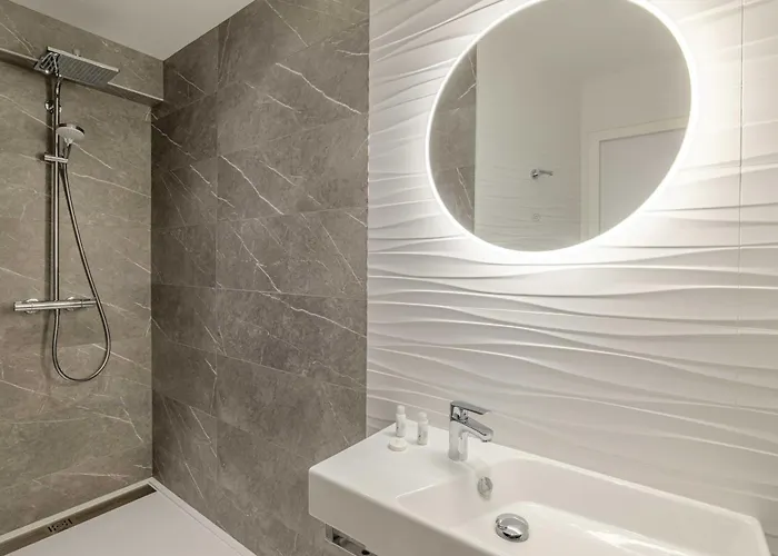 Campanile Prime - Caen Centre Gare 3*