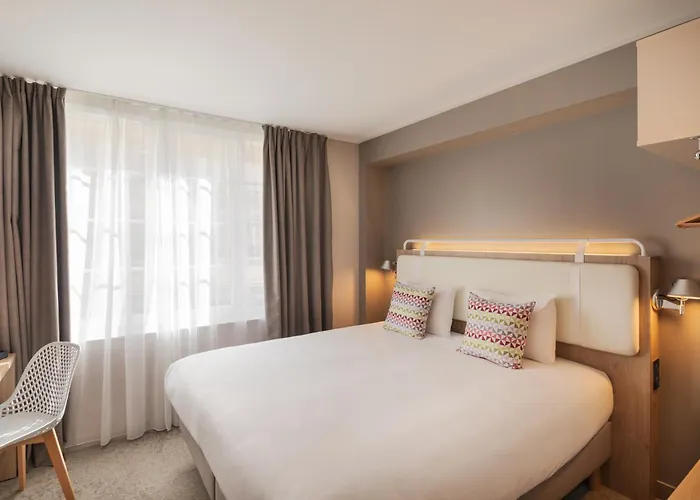 卡昂中心车站康铂酒店