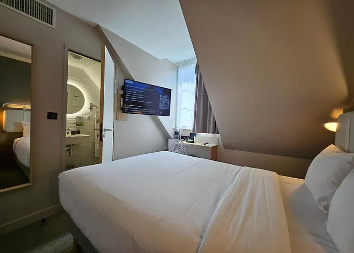 Hotel Campanile Centre Gare 3*