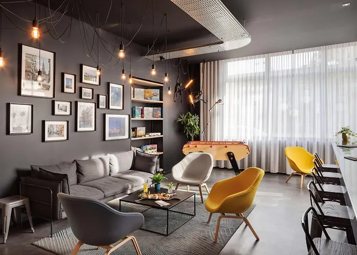 Campanile Centre Gare מלון