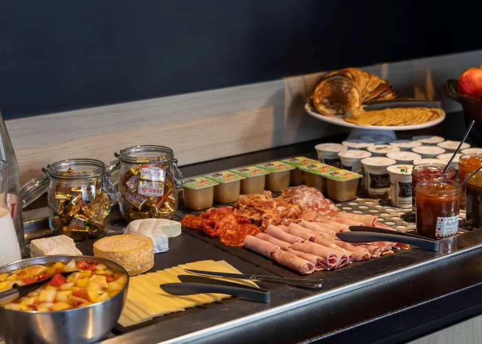 Campanile Centre Gare מלון