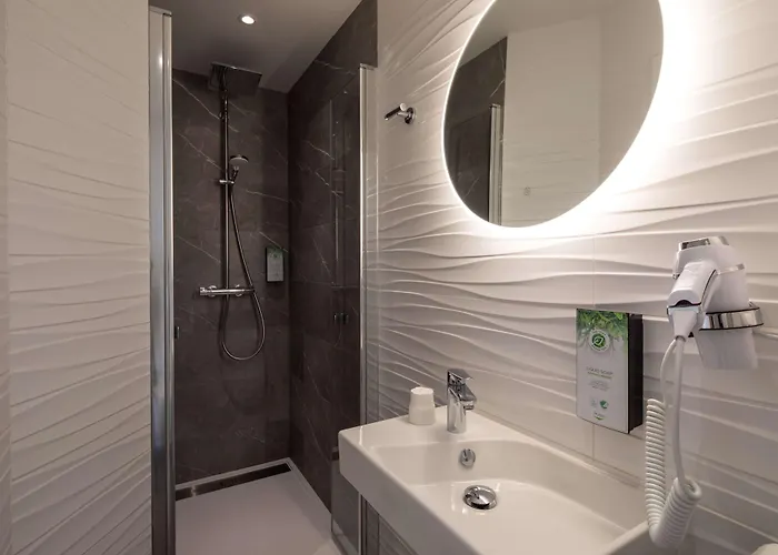 Campanile Centre Gare Hotel Caen